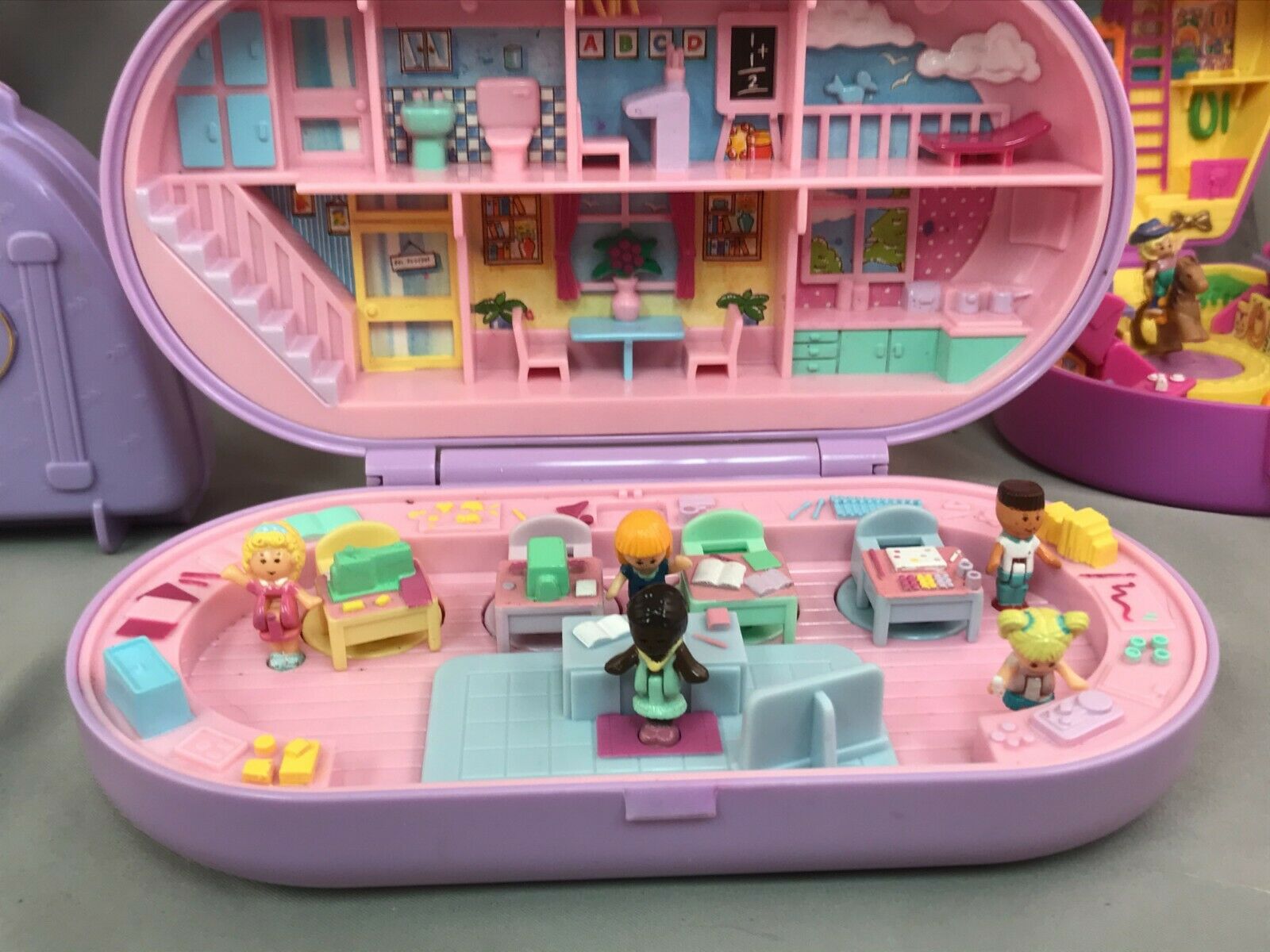 Polly Pocket 1992 Stampin' School Complete